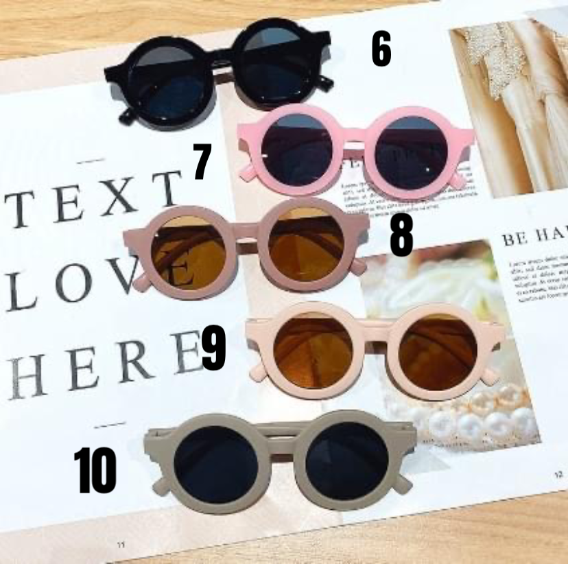 Round sunglasses ***SALE***