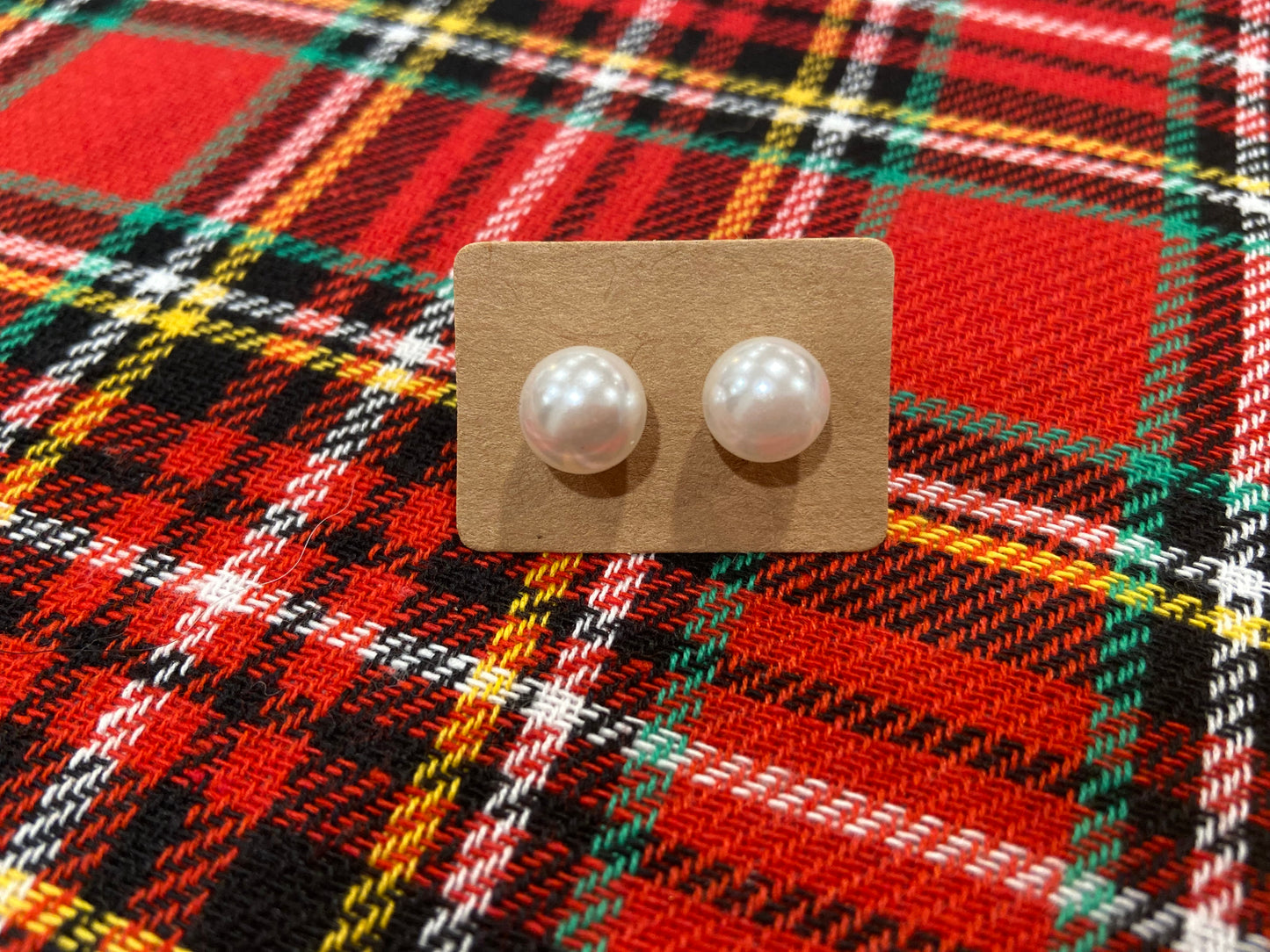 Hypoallergenic Pearl Studs