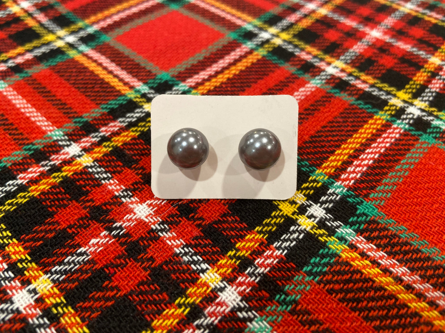 Hypoallergenic Pearl Studs